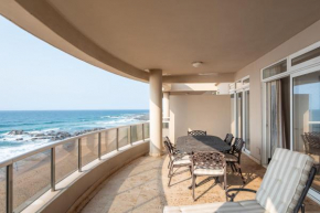 Ballito Manor Beach 304 - FAMILY ONLY - With Generator